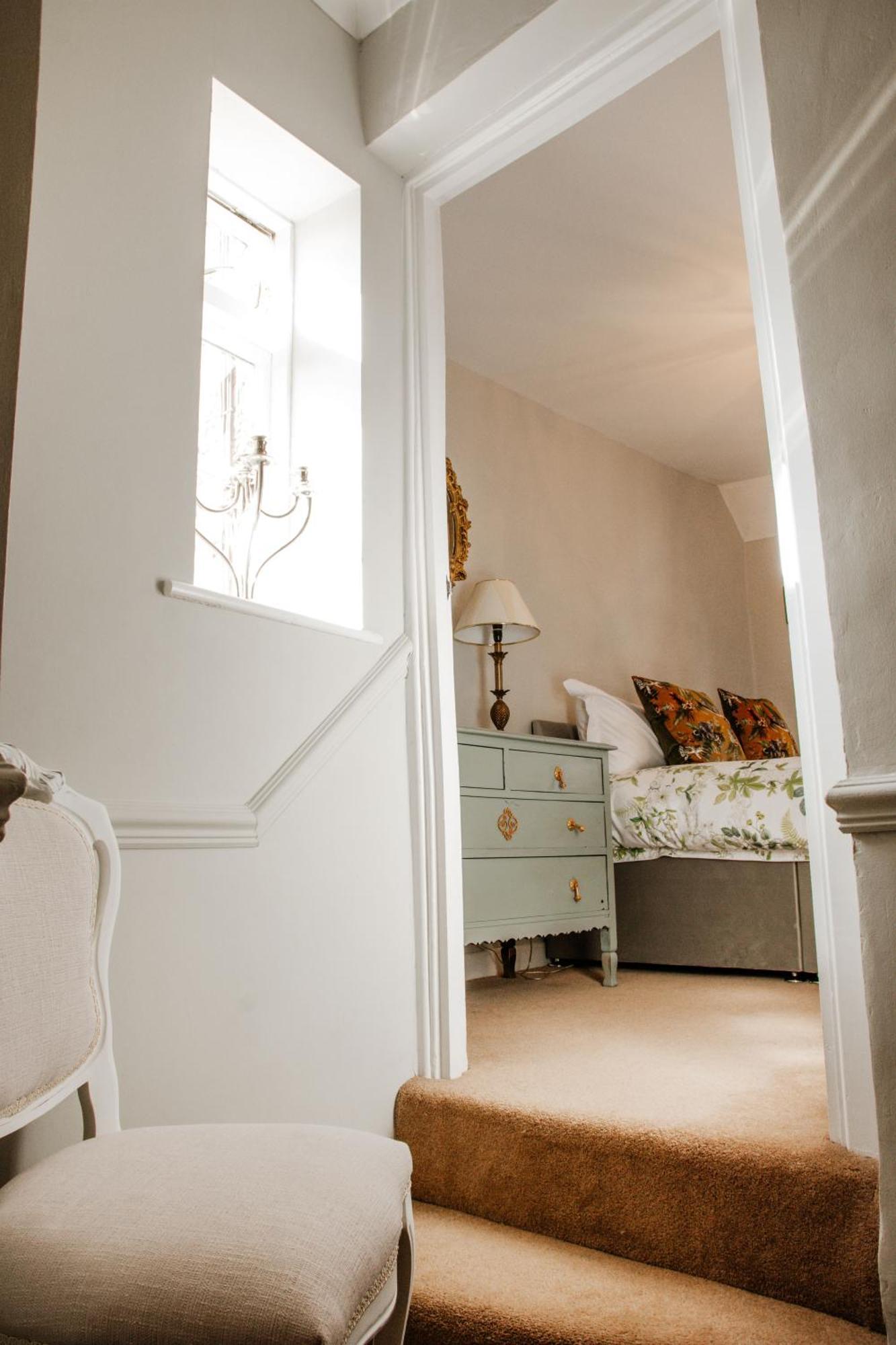 Whispering Place Georgian Grade II Sleeps 6 Adults 3 Mins From Safari Park & Steam Train Bewdley Eksteriør billede